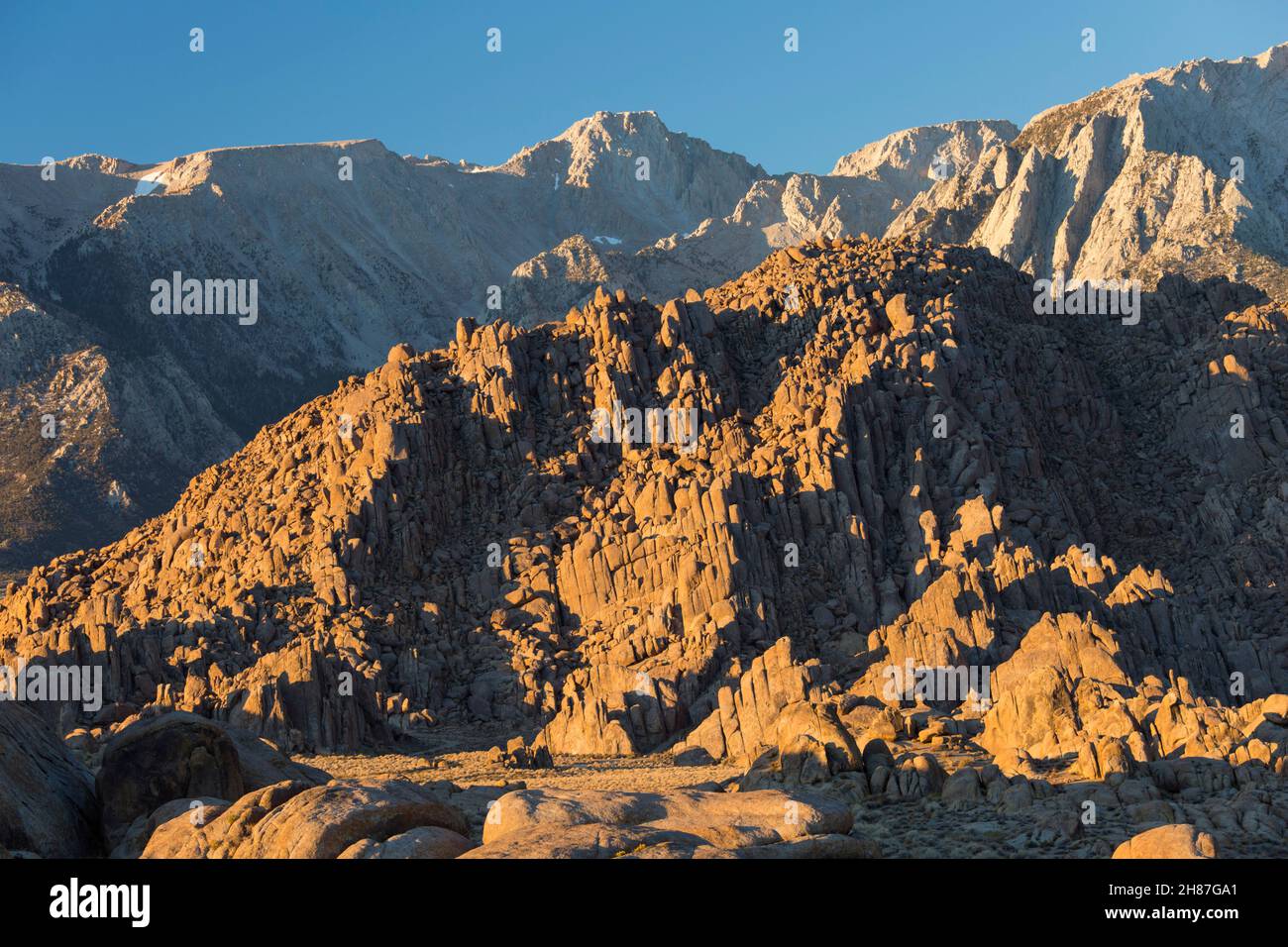 Alabama Hills National Scenic Area, Lone Pine, California, USA. Typical granite rock formations below the Sierra Nevada, sunrise. Stock Photo