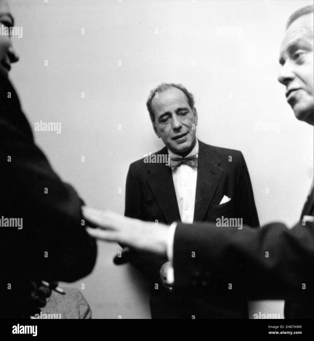 HUMPHREY BOGART candid photo during his afternoon NEW YORK FRIARS CLUB