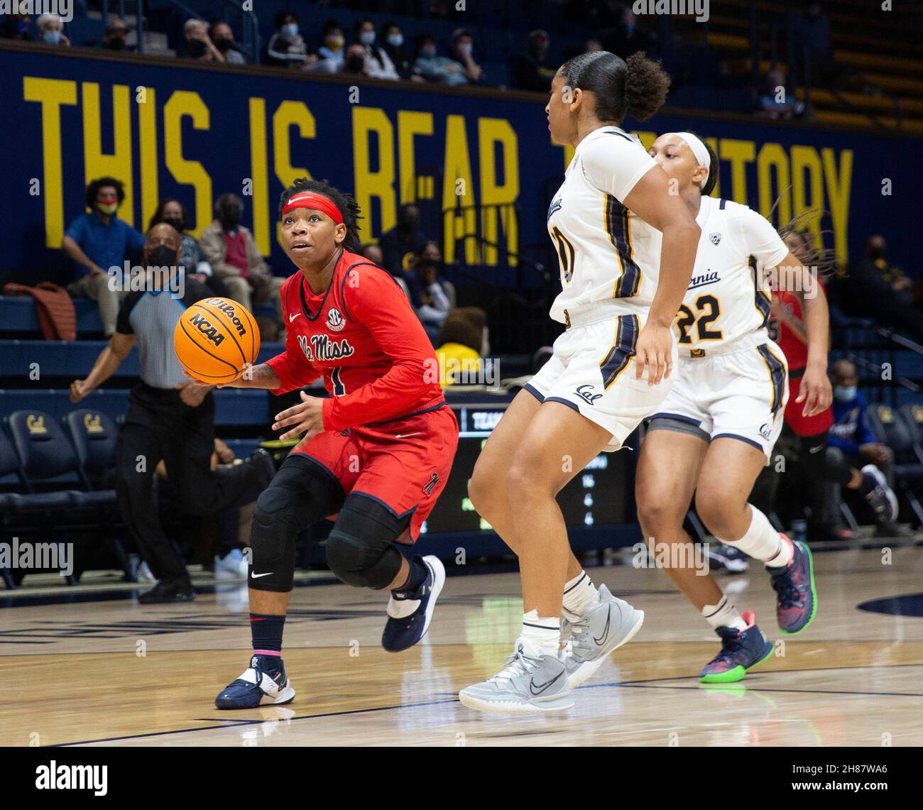 November 27 2021 Berkeley CA, USA Ole Miss guard Lashonda Monk (1) goes ...