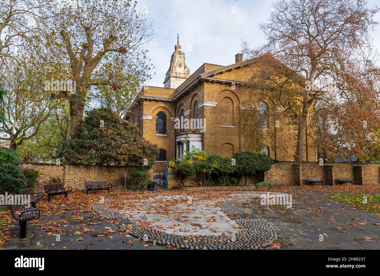 Grounds Of St John At Hackney Church In London At Autumn Time UK Stock grounds-of-st-john-at-hackney-church-in-london-at-autumn-time-uk-stock
