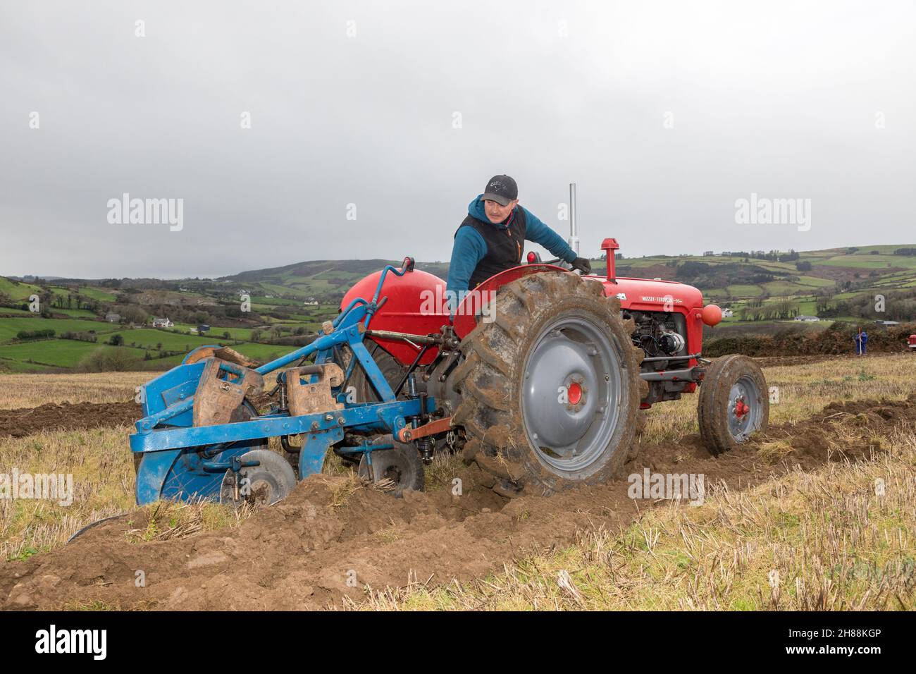 Cahermore, West Cork, Ireland. 28th November, 2021. Vinny Bennett from Rossmore taking part in the Cork West Ploughing Association match on the land of Geoffery Wycherley,  Cahermore, West Cork, Ireland. - Credit: David Creedon/Alamy Live News Stock Photo