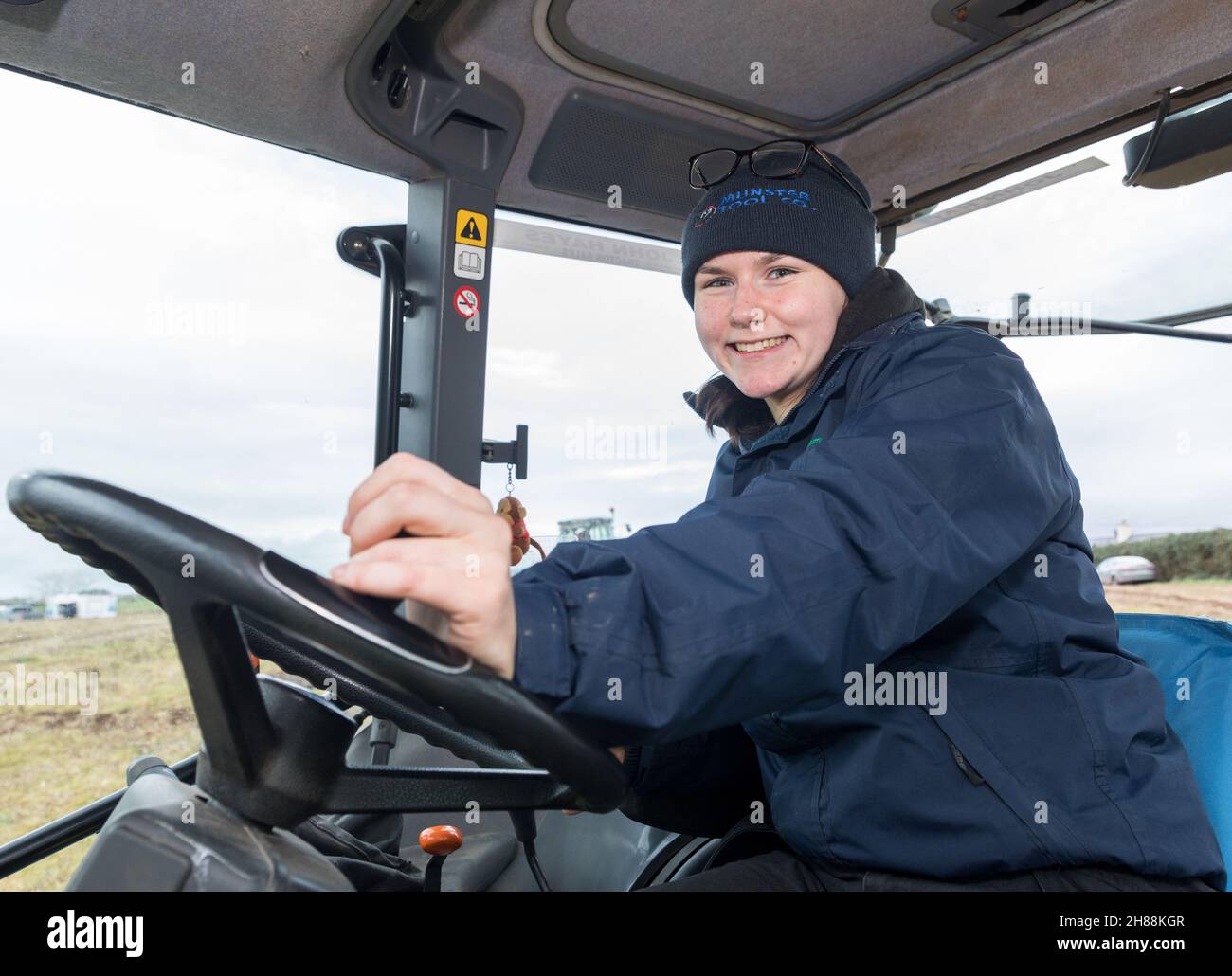 Cahermore, West Cork, Ireland. 28th November, 2021.Katie Hayes from Castlefreake  taking part in the Cork West Ploughing Association match on the land of Geoffery Wycherley, Cahermore, West Cork, Ireland. -  Credit: David Creedon/Alamy Live News Stock Photo
