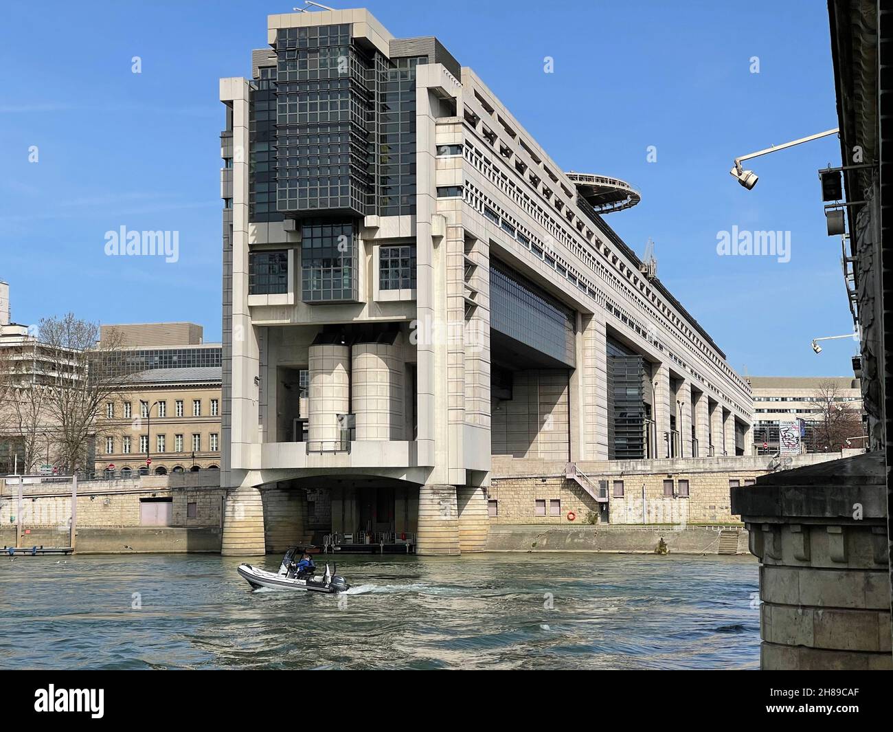 Ministry Of Economy And Finance Stock Photo - Alamy