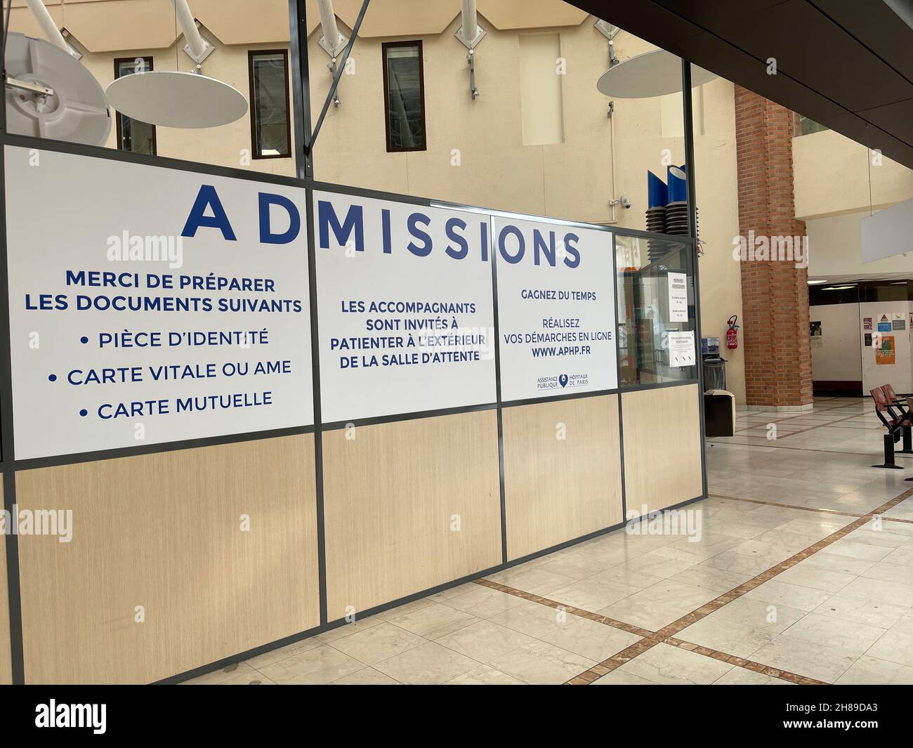 Admissions to the saintlouis hospital in paris Stock Photo Alamy