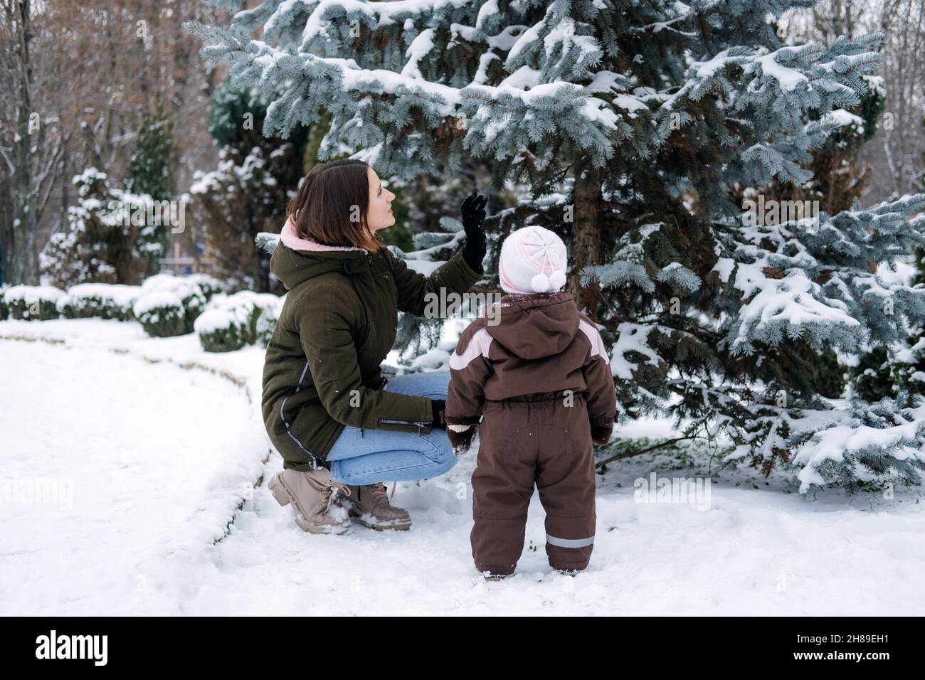 Winter walks with babies and young children. Baby toddler in Winter, How to Protect kids in Cold