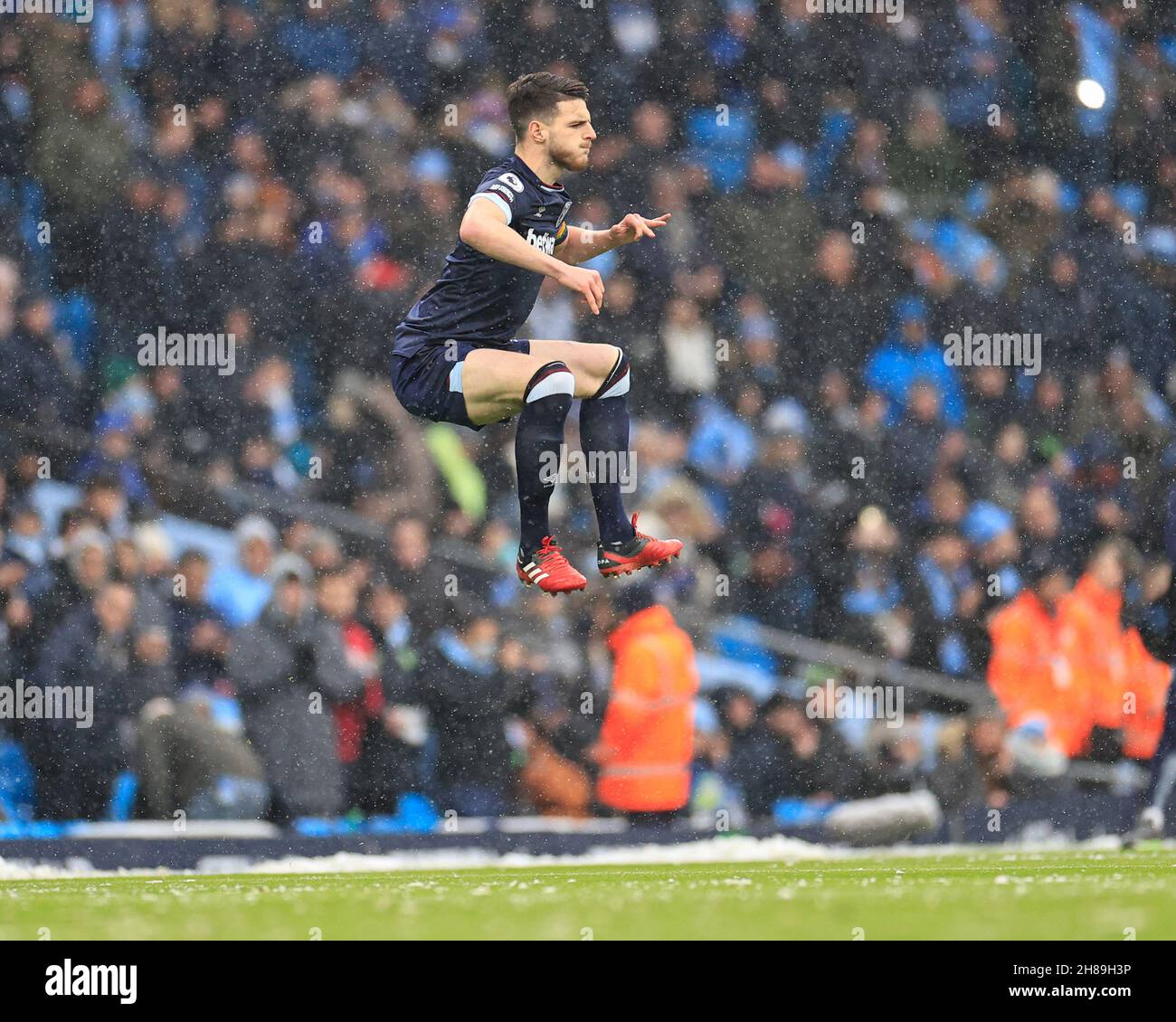 Declan Rice #41 of West Ham United does his jumping exercises as