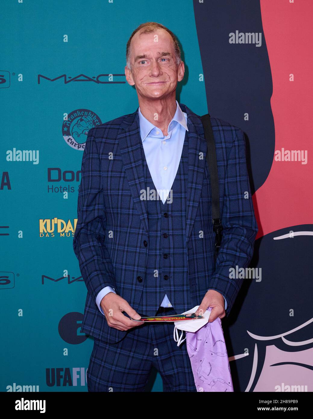 Berlin, Germany. 28th Nov, 2021. Georg Uecker Comes To The Premiere Of