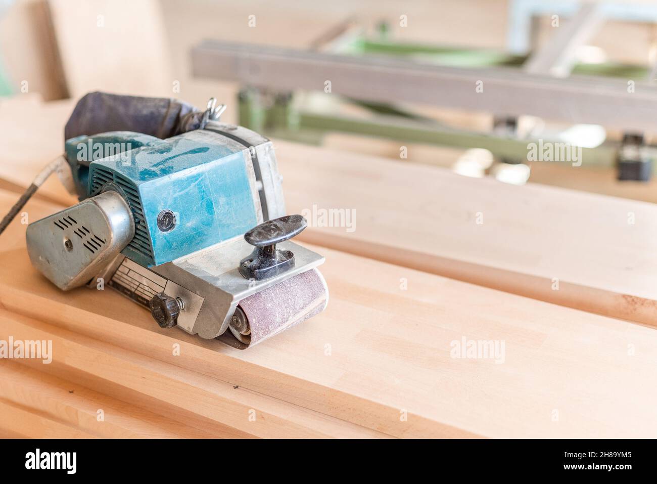 Hand sander hires stock photography and images Alamy