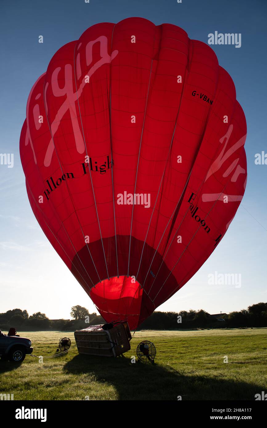 Balloon inflation preparation hires stock photography and images Alamy