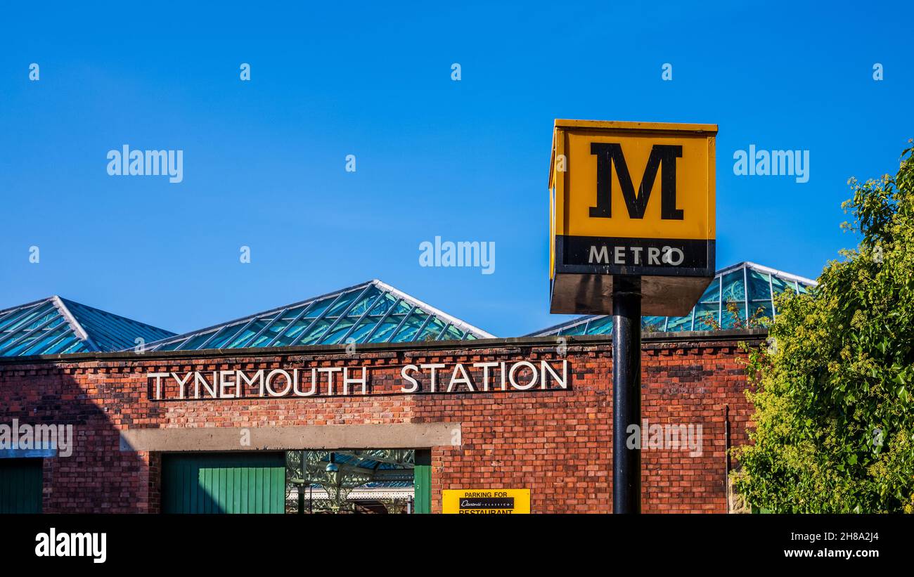 Tynemouth Station - Tynemouth Metro Station is a Tyne and Wear Metro station, originally opened in 1882 and joined the Metro network in 1980. Stock Photo