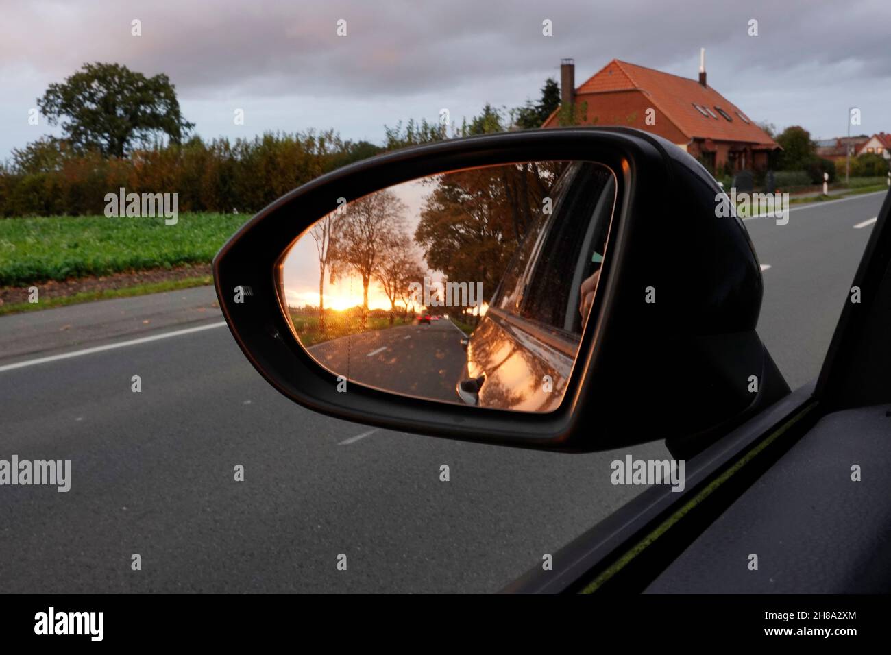 Auto rückspiegel hi-res stock photography and images - Alamy