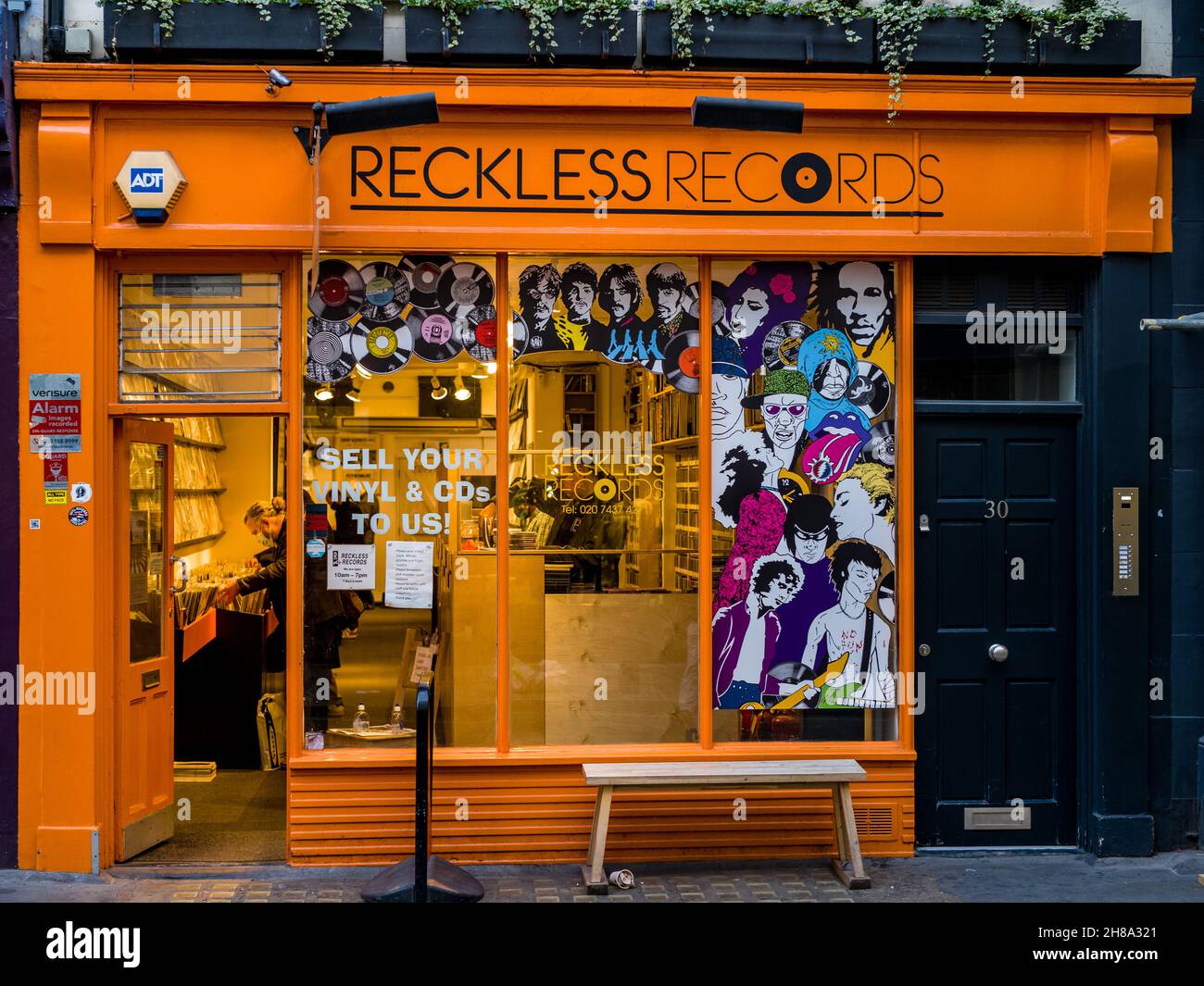 Second Hand Record Shop High Resolution Stock Photography and Images - Alamy