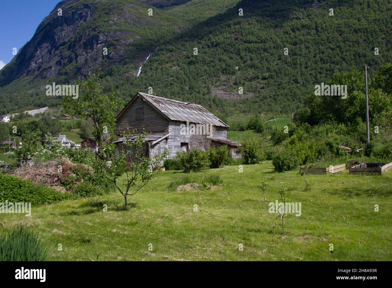 Wooden barn structure in the Oldedalen near Olden, Norway.  Sogn og Fjordane county. Stock Photo