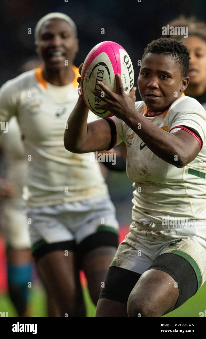 LONDON, ENGLAND NOVEMBER 27 Springbok Zenay Jordaan in action during