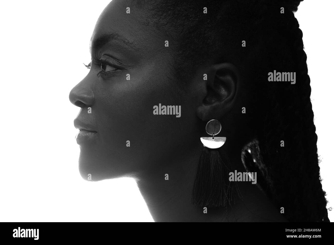Profile face african girl hi-res stock photography and images - Alamy