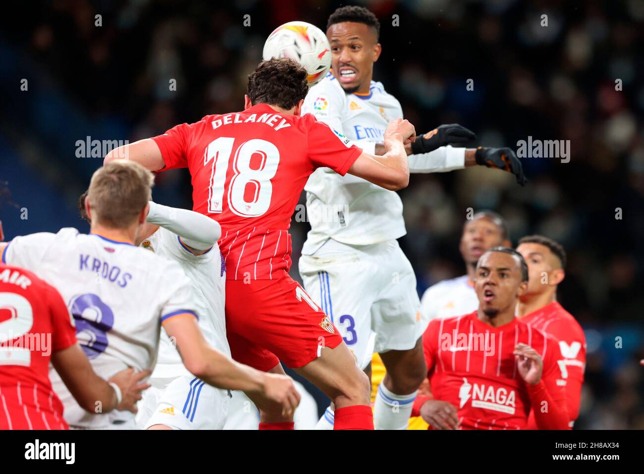 Madrid Spanien 28th Nov 21 Madrid Spain 28 11 21 Real Madrid Vs Sevilla Football Soccer To La Liga Spain Match 15 21 22 Held At Santiago Bernabeu Madrid Real Madrid Player Militao Sevilla Player