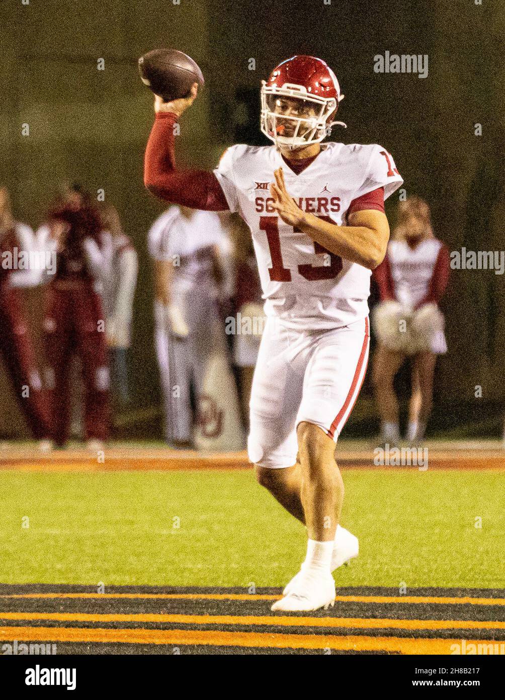 Stillwater, Oklahoma, USA. 27th Nov, 2021. Oklahoma Sooners quarterback