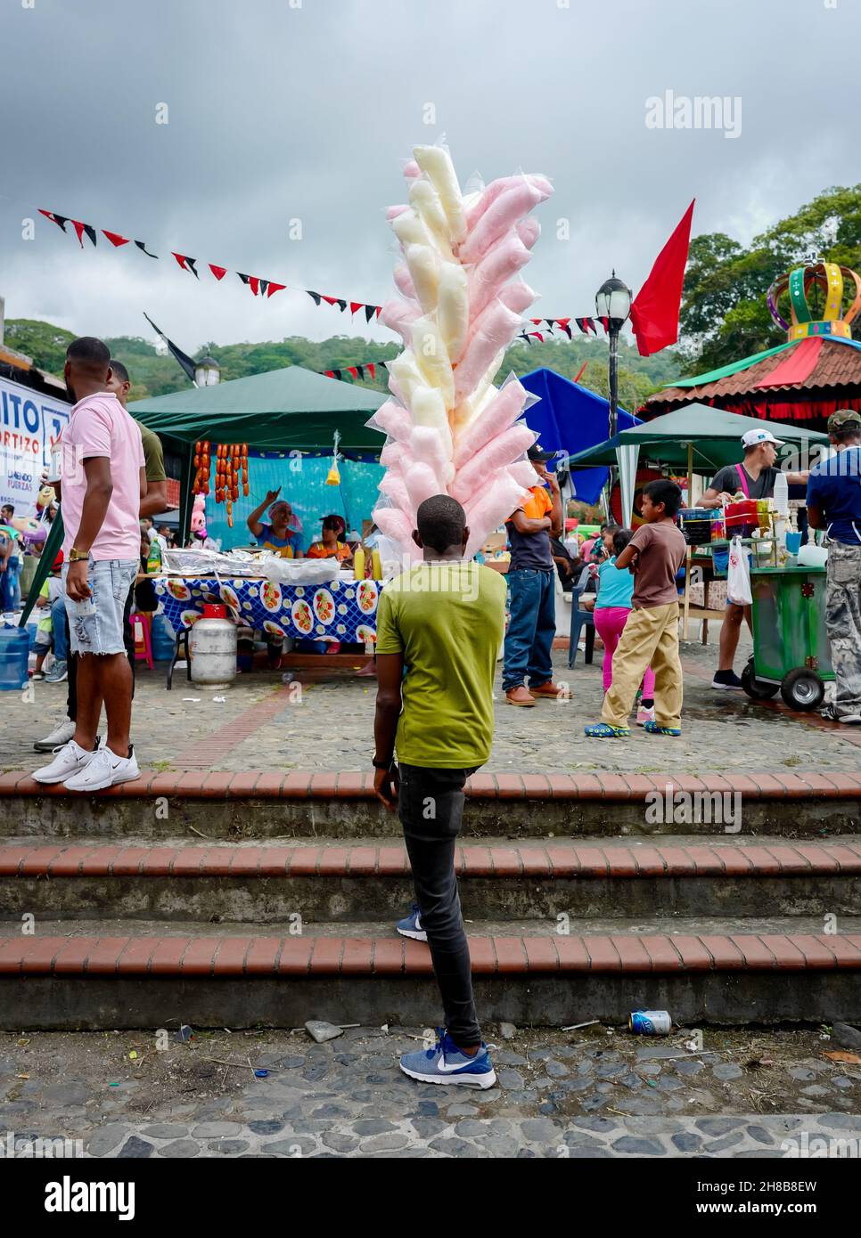 Street Photography candy cotton Stock Photo - Alamy