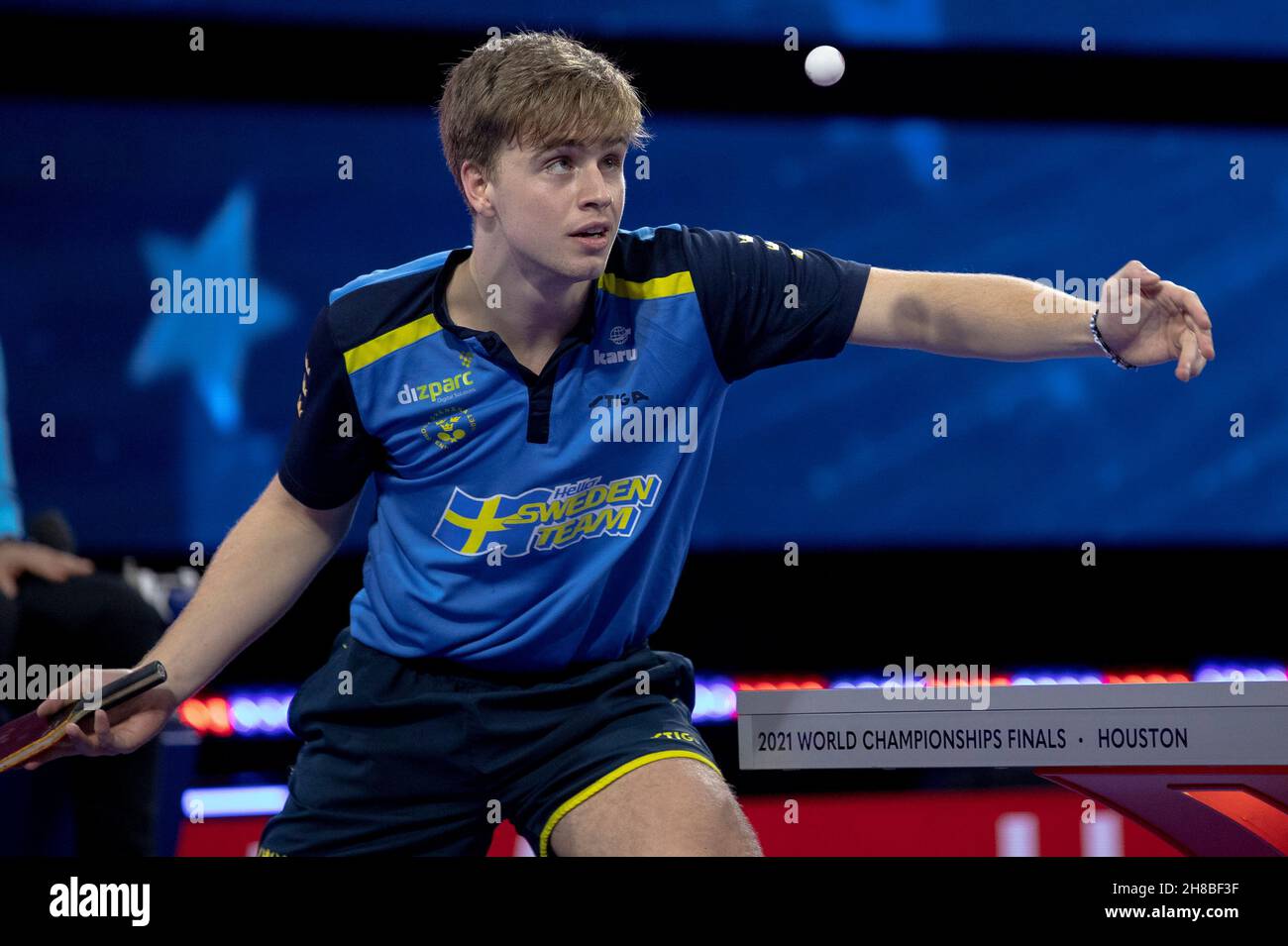 Houston. 28th Nov, 2021. Truls Moregard of Sweden hits a return during