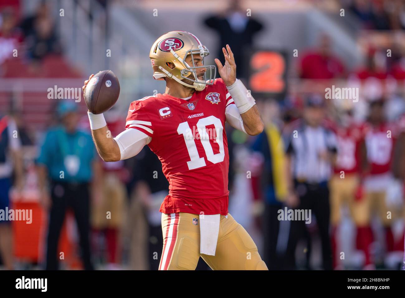 Santa Clara, USA. 28th Nov, 2021. San Francisco 49ers quarterback
