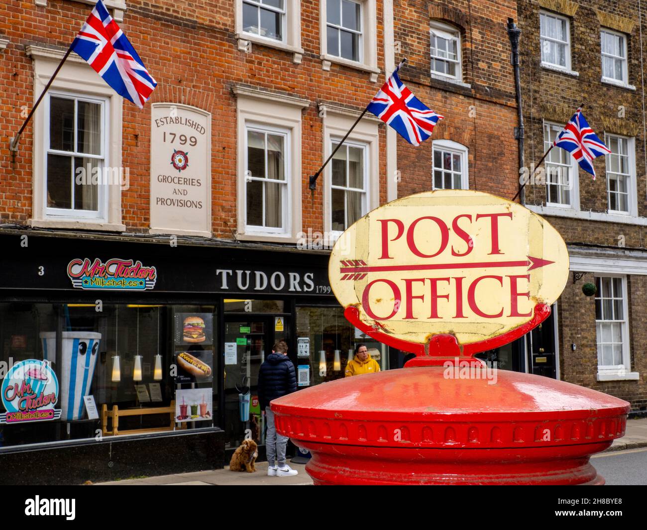 Windsor and Eton riverside high street Stock Photo Alamy