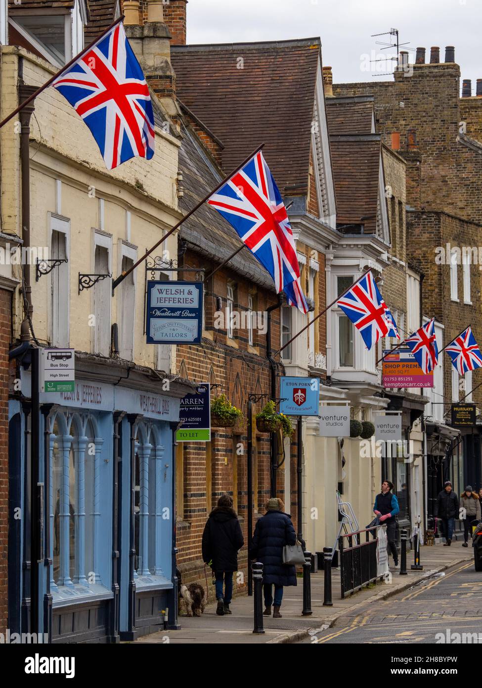 Windsor and Eton riverside high street Stock Photo - Alamy