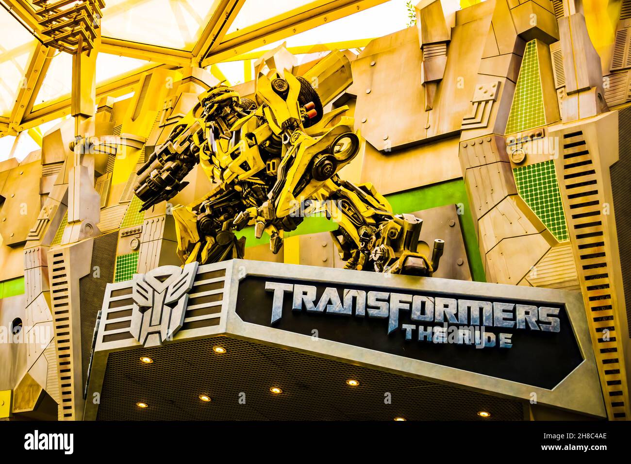 TRANSFORMERS The Ride, The Ultimate 3D Battle with Bumblebee