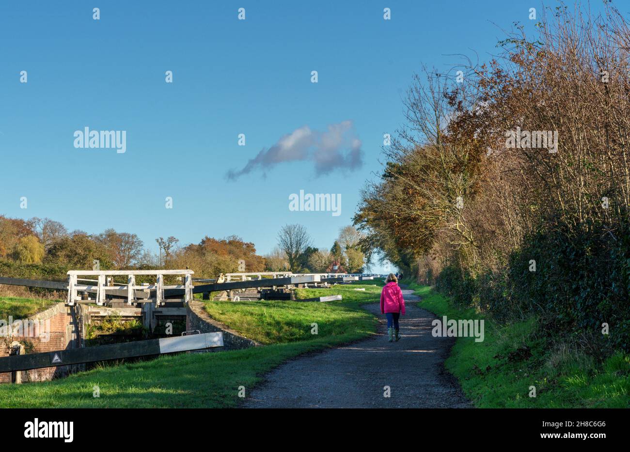 Many lock gates hi-res stock photography and images - Alamy