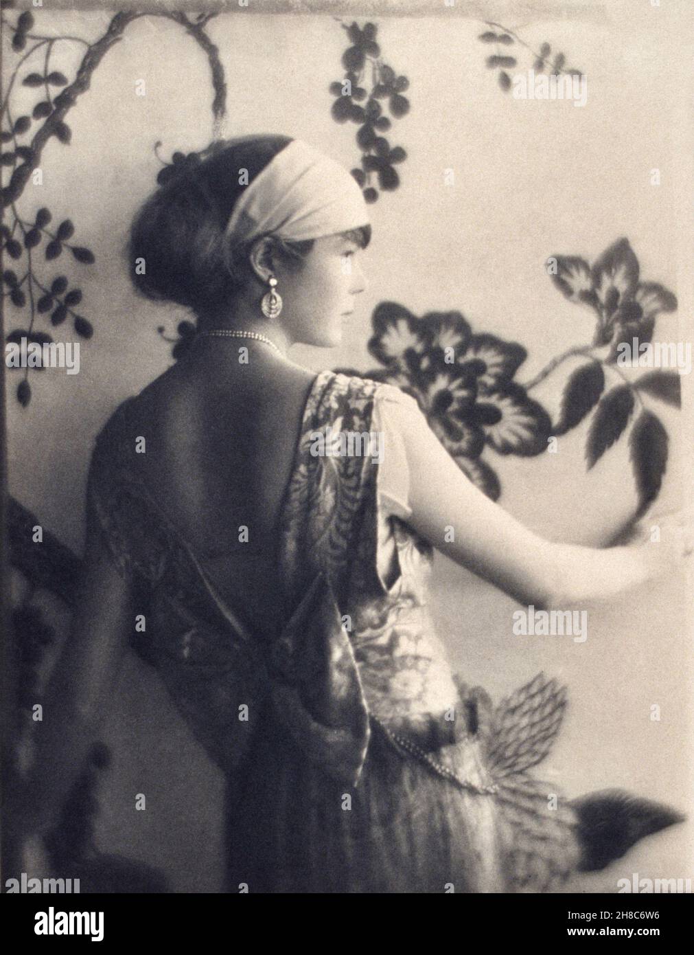 Baron de Meyer - Portrait of a Woman - 1920-1930 - Adolph de Meyer Stock Photo