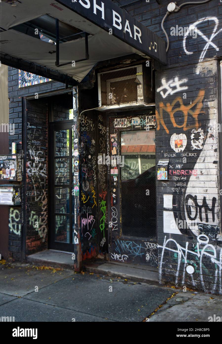 URBAN LANDSCAPE The exterior of the Trash Bar on Grand Street in
