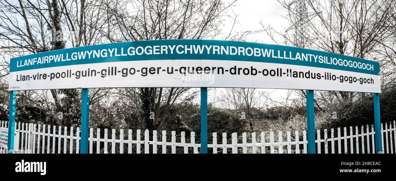 Llanfairpwll railway station.The Welsh rail station with the longest name, Llanfairpwllgwyngyllgogerychwyrndrobwllllantysiliogogogoch. Stock Photo