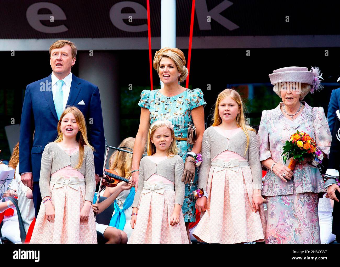 Knig Willem-Alexander, Knigin Maxima, Prinzessin Amalia, Princess Alexia and Princess Ariane von Holland Koenigstag Familie *** Local Caption *** 00306514 Stock Photo