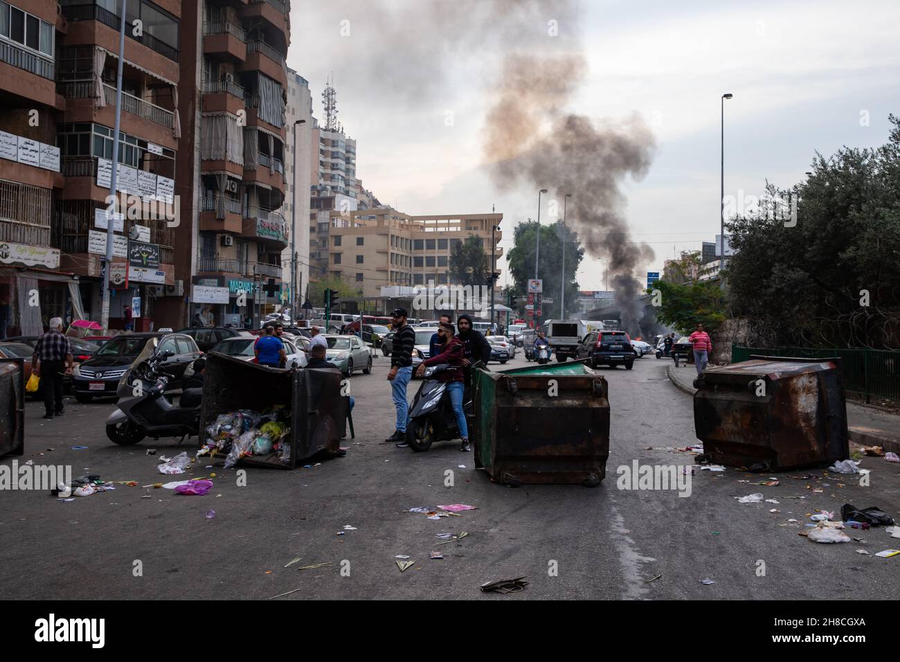 Demonstrators blocked roads throughout Beirut, Lebanon at Cola intersection and other main traffic points in the city, as part of a protest against rising fuel prices. Lebanon is currently going through an economic crisis that the World Bank has deemed one of the worst three in world history, with rampant inflation, soaring food prices and an ongoing fuel shortage. November 29, 2021. Credit: Chris Trinh/Alamy Live News Credit: Chris Trinh/Alamy Live News Stock Photo