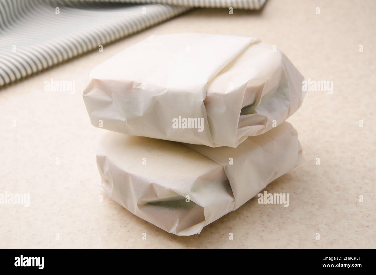 Sandwich wrapping hires stock photography and images Alamy