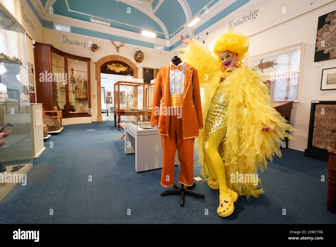 RuPaul's Drag Race UK star Ginny Lemon donates their "Queen of their