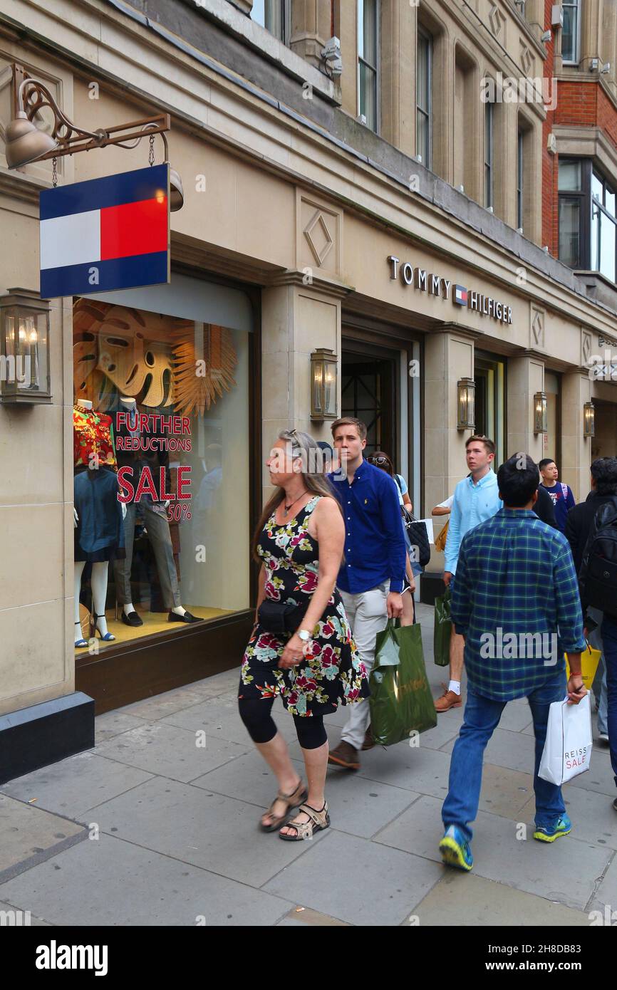 hilfiger store hi-res stock photography and - Alamy