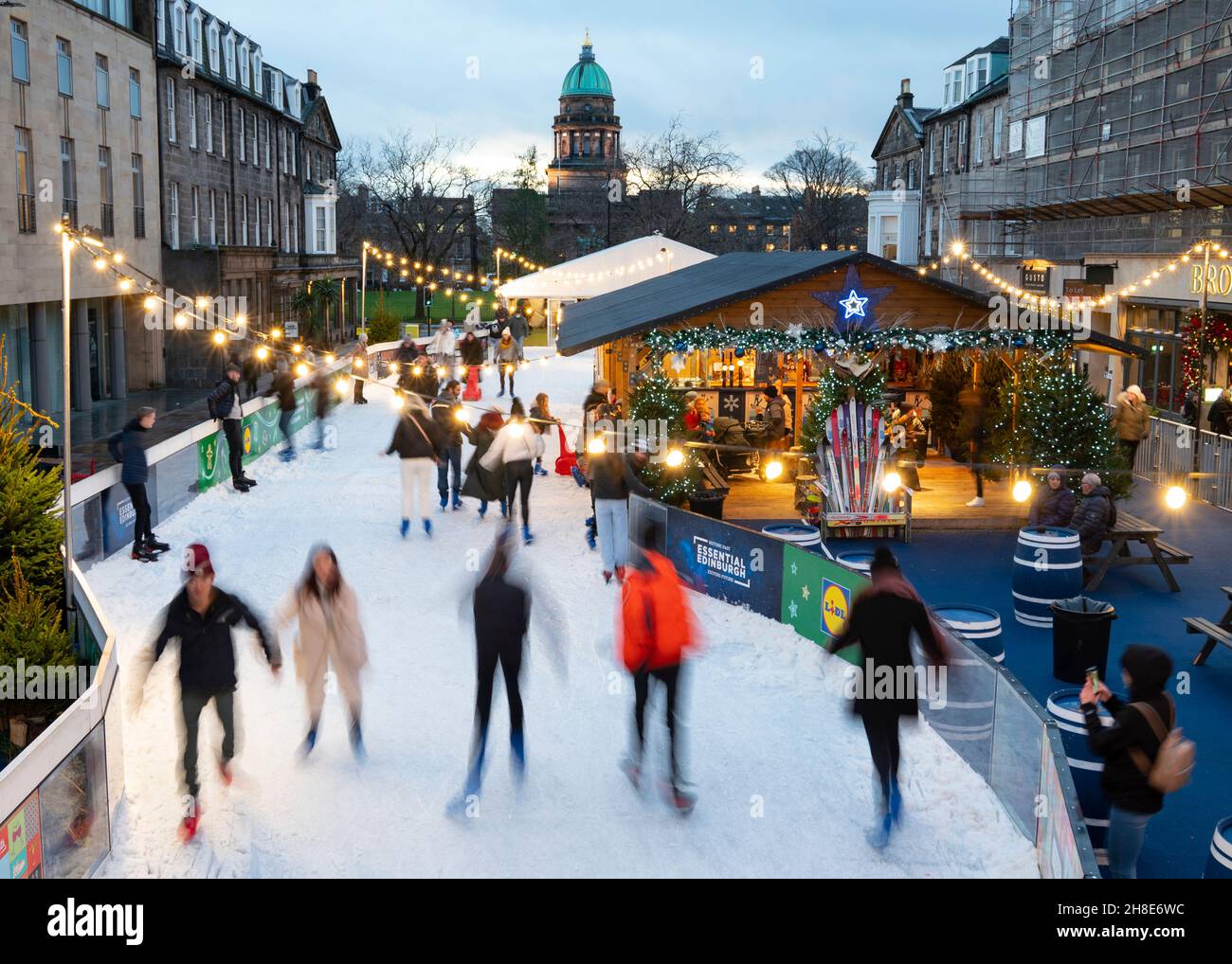Edinburgh, Scotland, UK. 29th November 2021. Christmas Ice skaters on