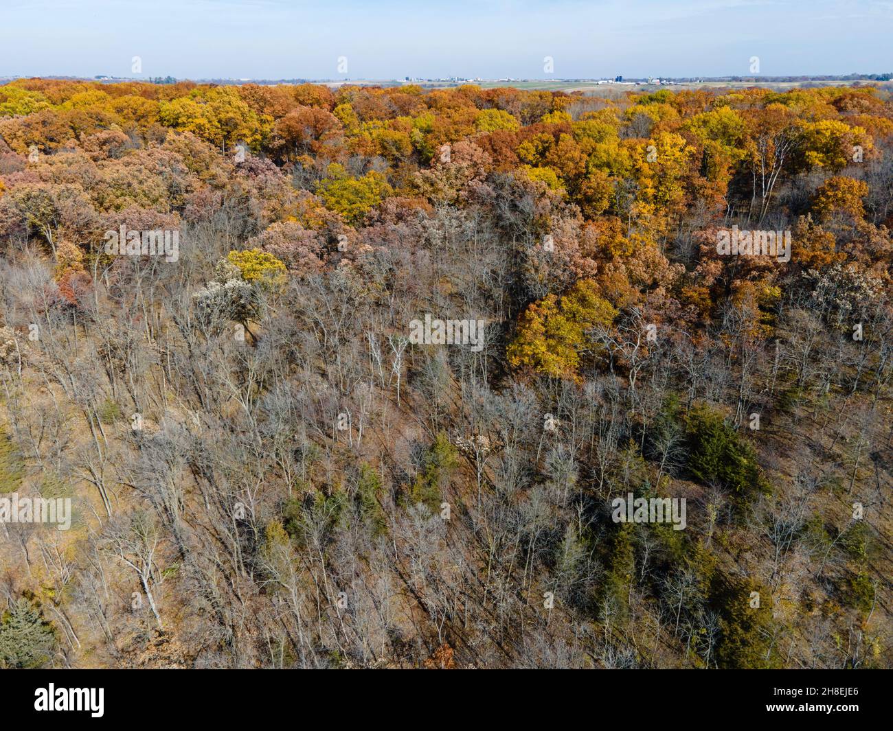 Aerial photograph of Nelson Dewey State Park on a beautiful autumn