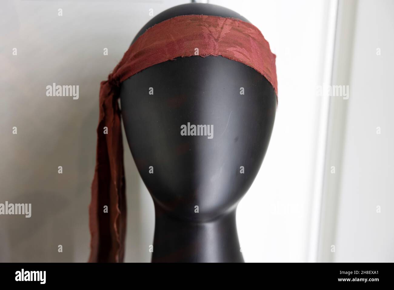 Rambo head band hi-res stock photography and images - Alamy