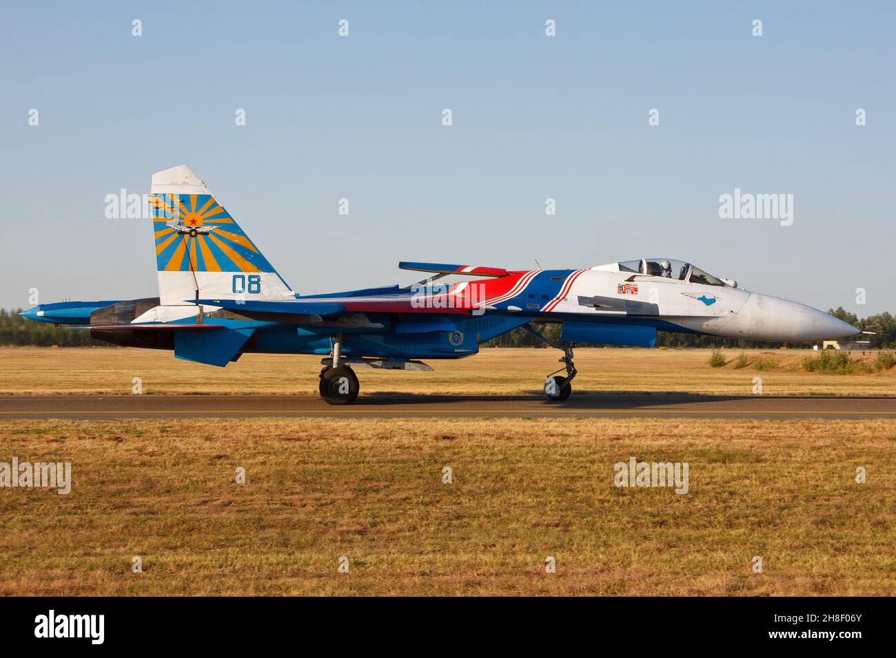 Sukhoi su 27 russian hi-res stock photography and images - Alamy