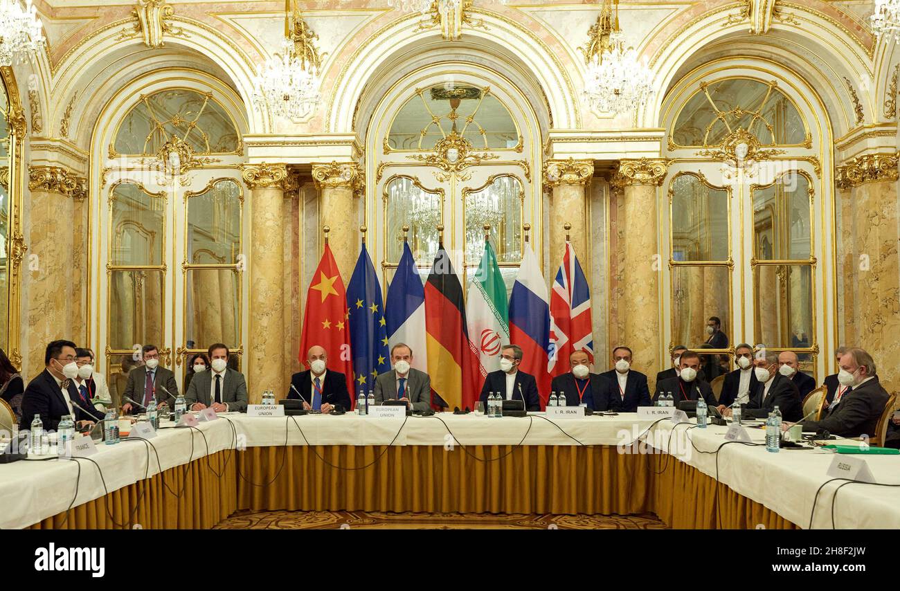 (211129) -- VIENNA, Nov. 29, 2021 (Xinhua) -- Photo taken on Nov. 29, 2021 shows a meeting of the Joint Comprehensive Plan of Action (JCPOA) Joint Commission in Vienna, Austria. Iran nuclear talks aimed at reviving the 2015 nuclear deal resumed here on Monday after a hiatus of more than five months. (EU Delegation Vienna/Handout via Xinhua) Stock Photo