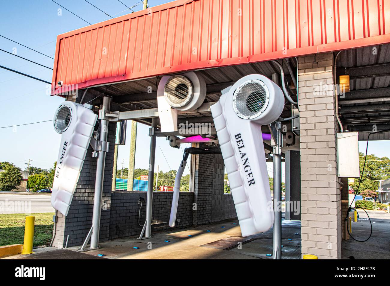Augusta, Ga USA 07 16 21 Vintage urban old coin car wash Stock Photo