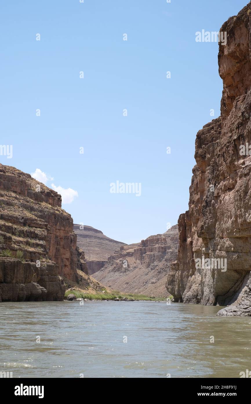 Canyon views on the San Juan River through Bears Ears National Monument, Utah Stock Photo
