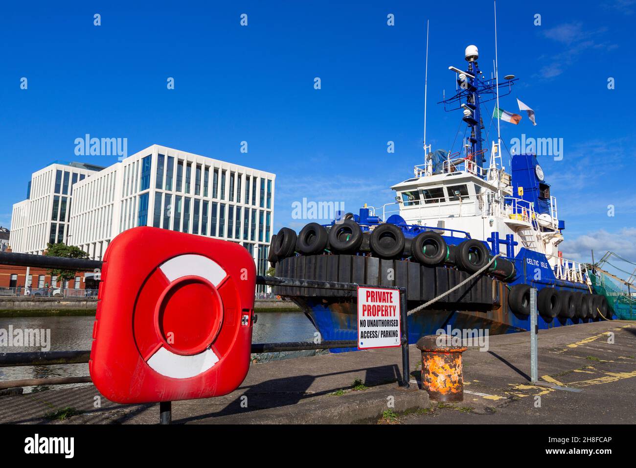 Tug at Custom House Quay, Cork City, County Cork, Ireland Stock Photo