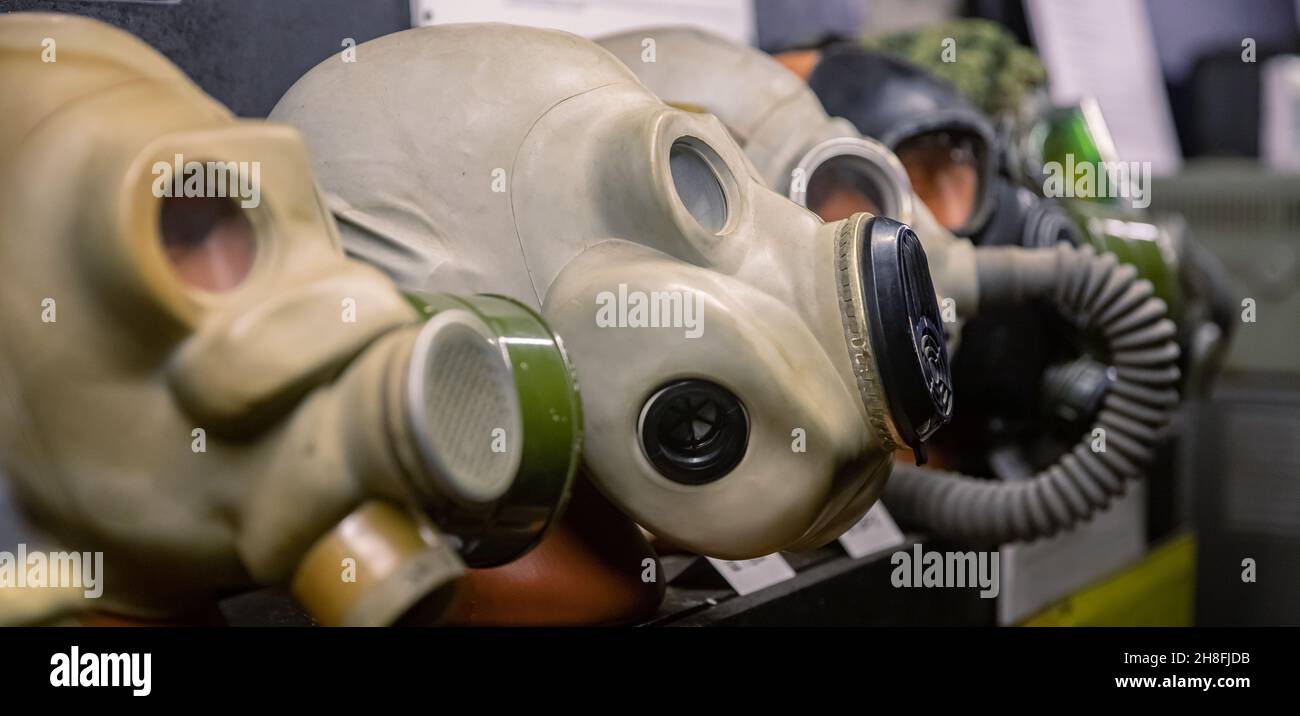 World war gas mask warning hi-res stock photography and images - Alamy