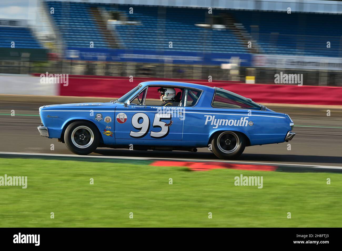 Duncan Pittaway, Jon Payne, Plymouth Barracuda, HRDC Jack Sears Trophy, for 1958 to 1966 Touring cars, 45 minutes of racing with a compulsory pit stop Stock Photo
