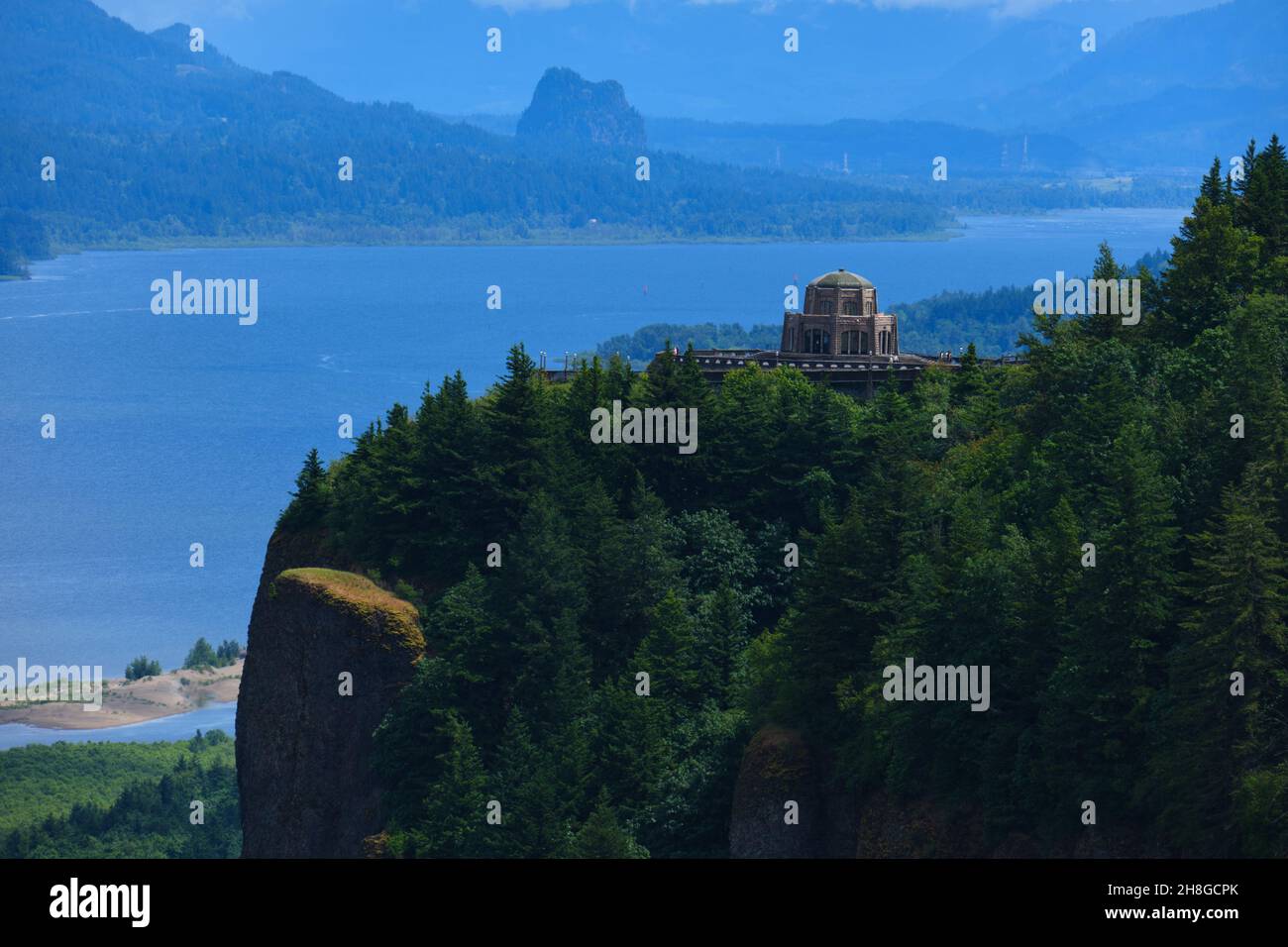 Portland women’s forum scenic viewpoint hires stock photography and