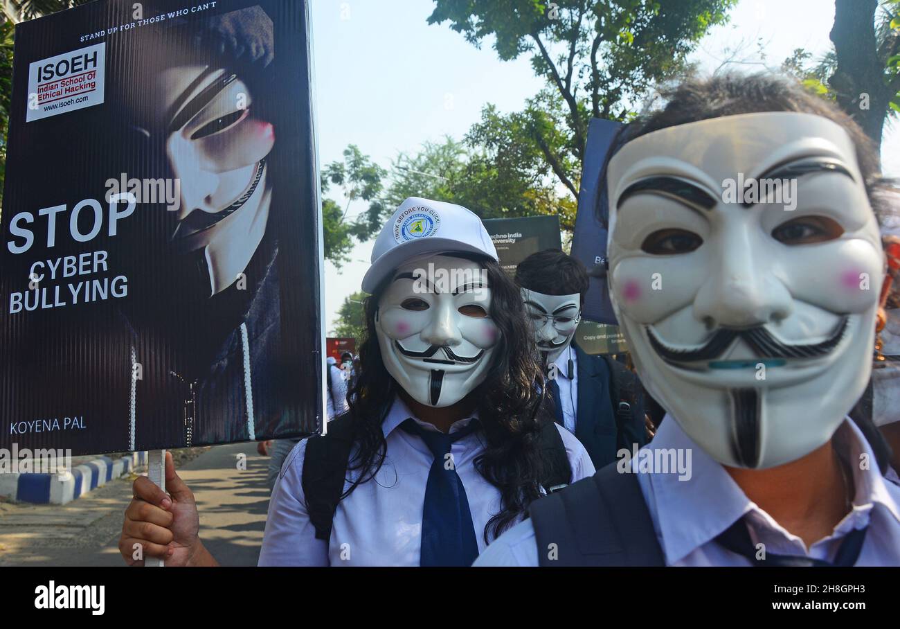 Kolkata, West Bengal, India. 30th Nov, 2021. The city of joy is going