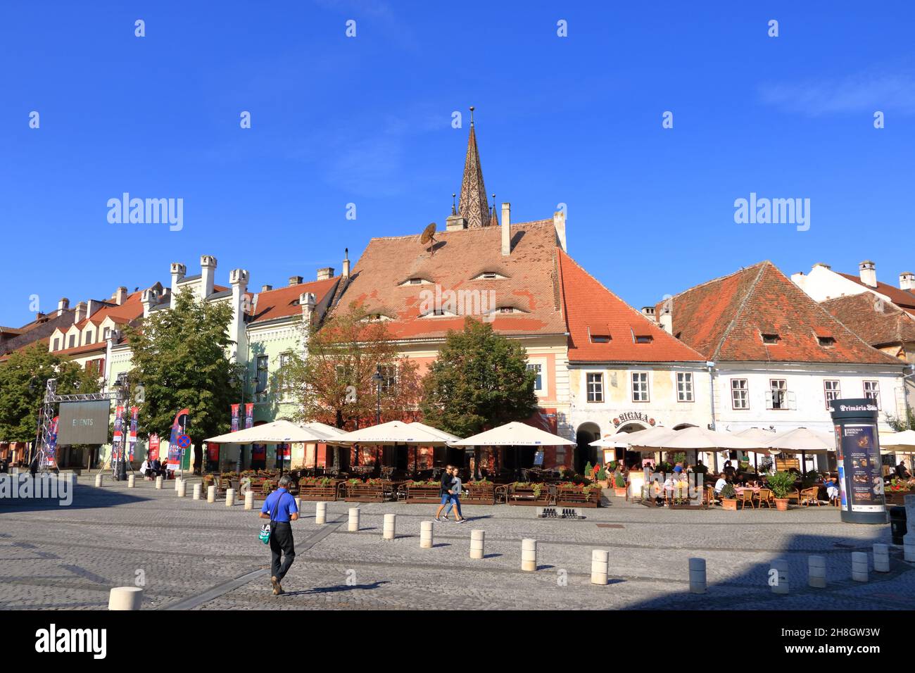 Town hall with town hall square in Hermannstadt (Sibiu), Romania Stock  Photo - Alamy