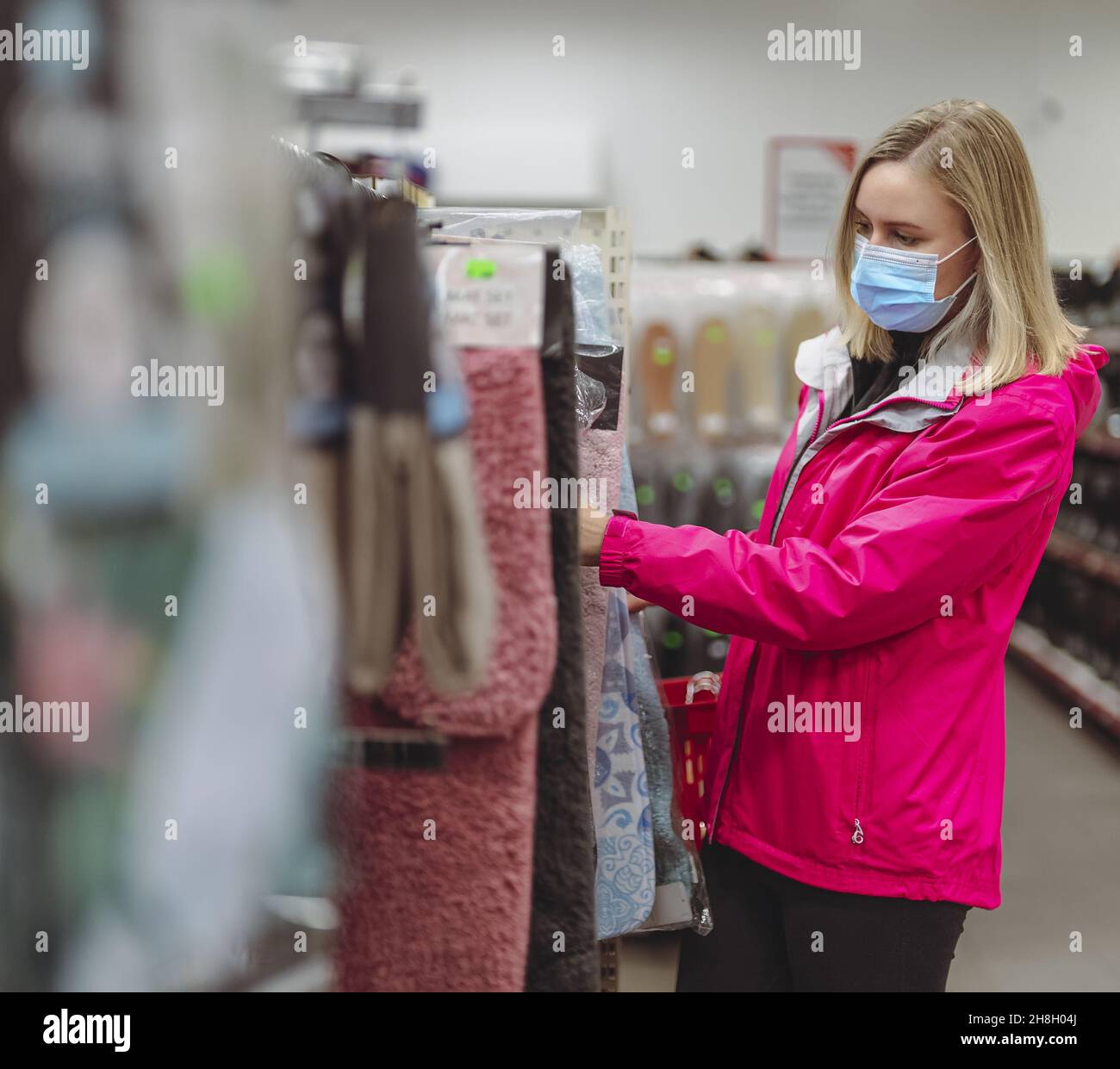 Woman medical mask fabric hi-res stock photography and images - Alamy